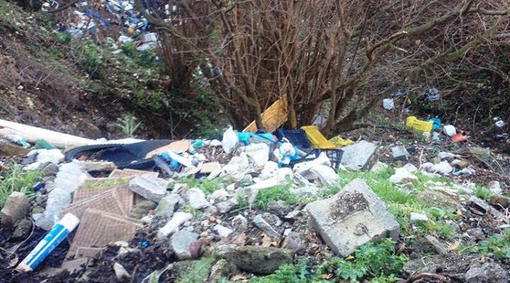 Parco del Partenio, discarica a cielo aperto tra Sperone e Avella: esposto U.Di.Con provinciale Avellino