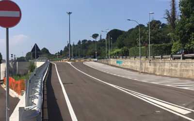 Rifiuti abbandonati ad Avellino sotto una galleria, esposto U.Di.Con al Comune