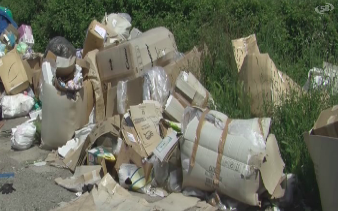 Discarica a cielo aperto ad Ariano Irpino, esposto U.di.Con al Comune e all’Asl di Avellino